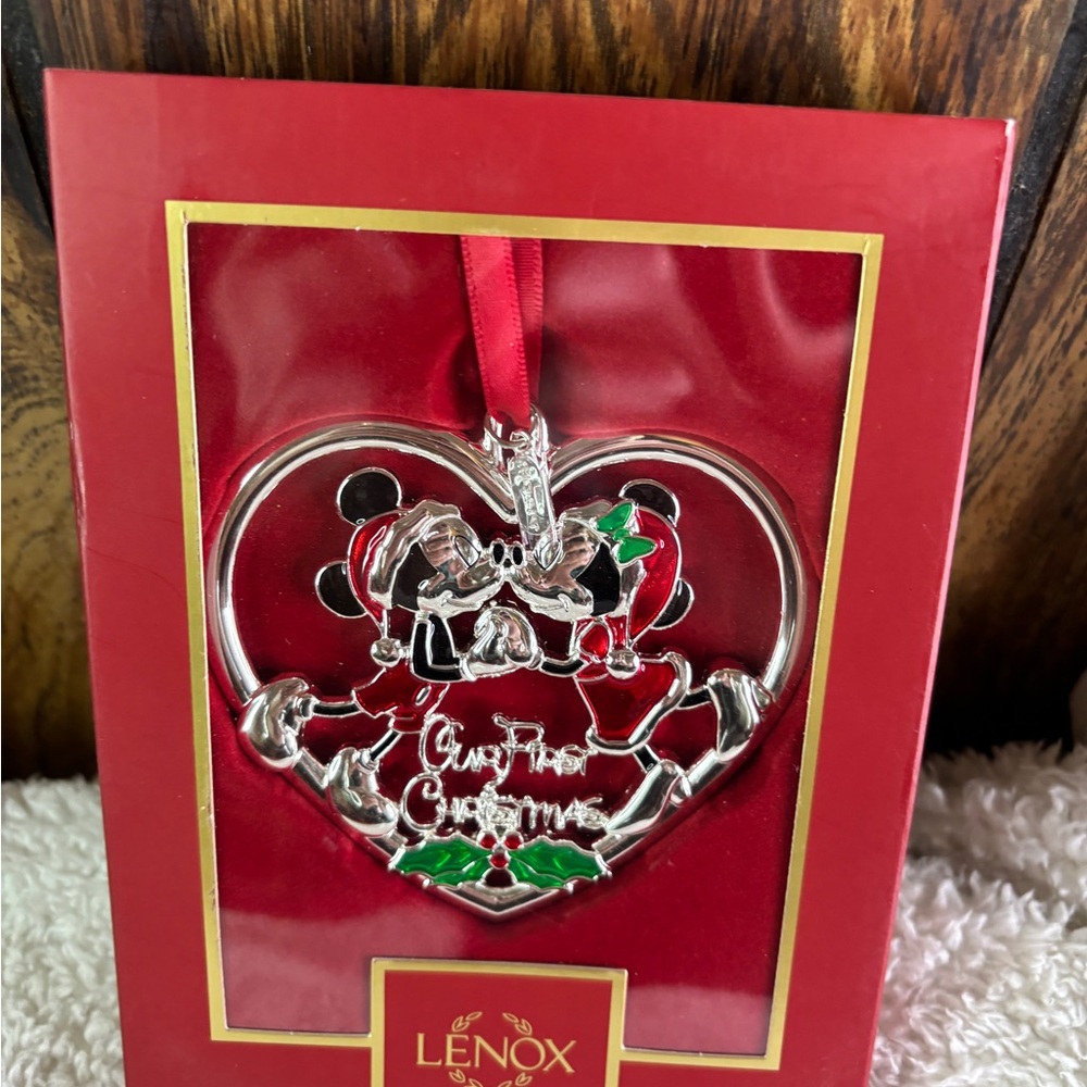 Lenox Disney Mickey & Minnie Silver and Red Christmas Ornament NWB retail $60 - Picture 4 of 8